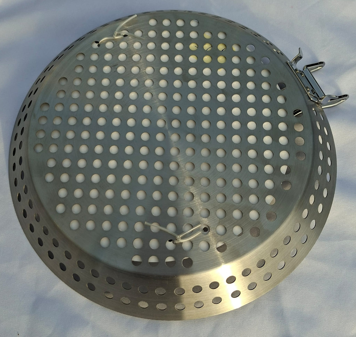 Grillpfanne gelocht mit Klappgriff von Home Division, Neu